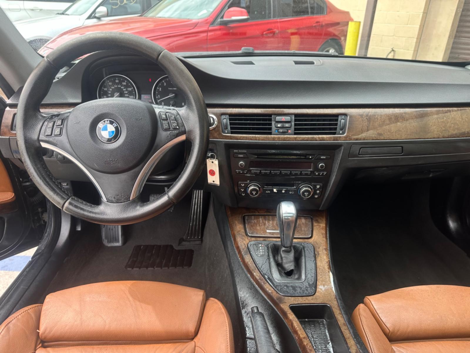 2007 Black /South African Safari BMW 3-Series Leather (WBAWB33557P) with an 6 Cylinder engine, Automatic transmission, located at 30 S. Berkeley Avenue, Pasadena, CA, 91107, (626) 248-7567, 34.145447, -118.109398 - Photo #17